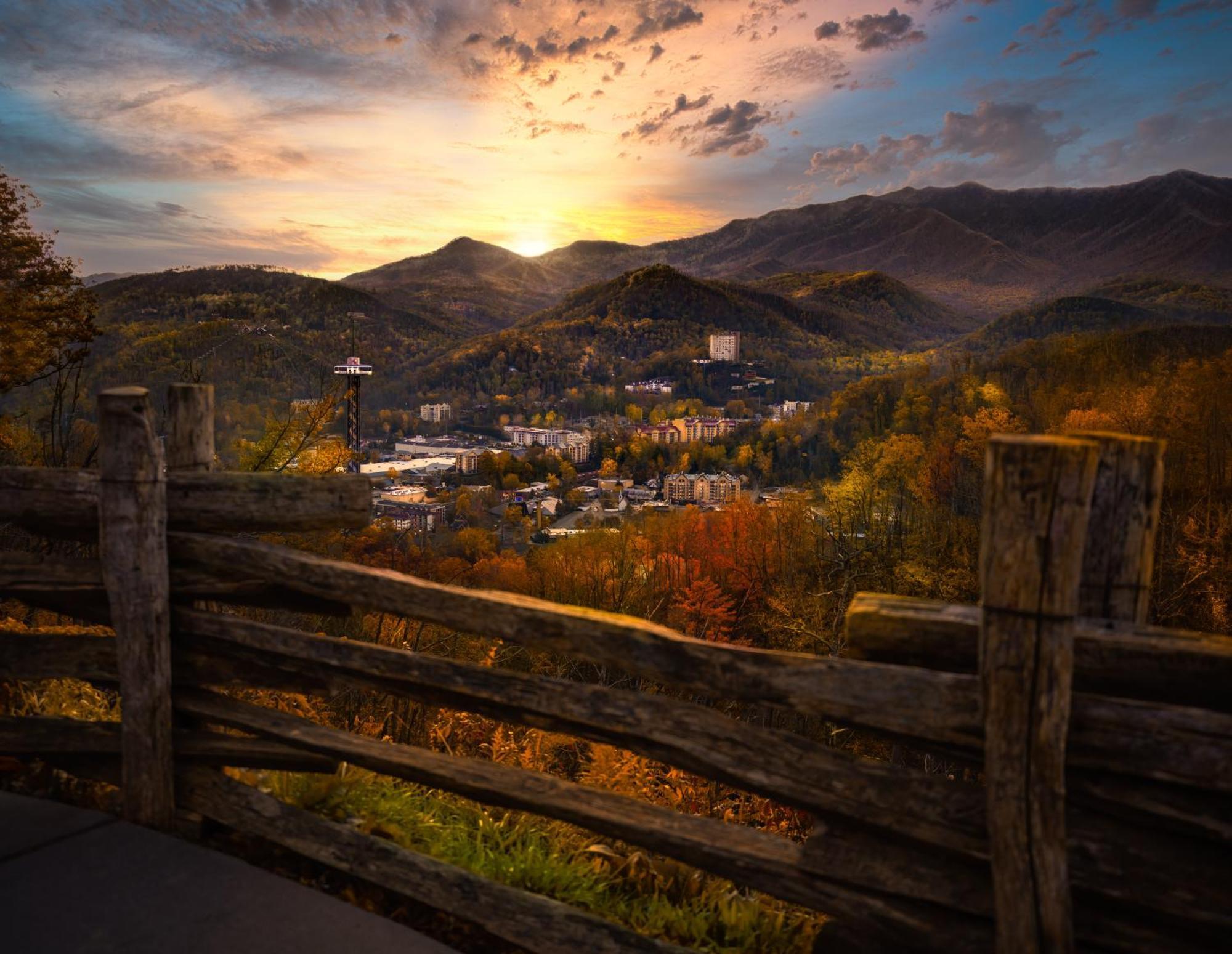 Rest Assured Villa Pigeon Forge Exterior photo